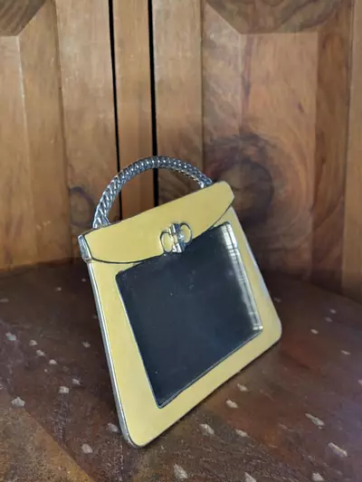 plant/Handbag Picture Frame-6-thumbnail