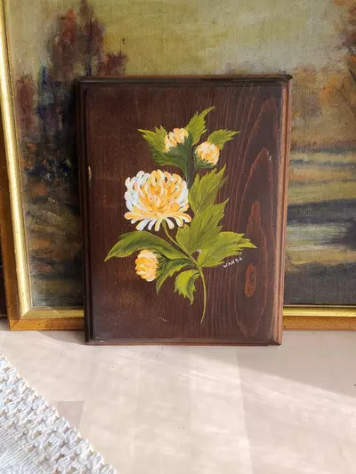 plant/Hand Painted Mum Flower on Wood-1-thumbnail