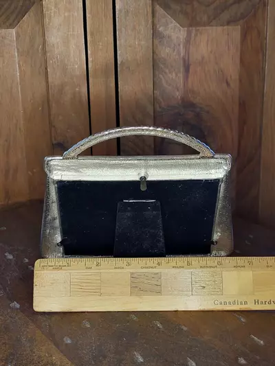 plant/Handbag Picture Frame-7-thumbnail