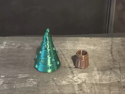 plant/3D Printed Christmas Tree with Round Ornaments Small Container Green an Brown-1-thumbnail