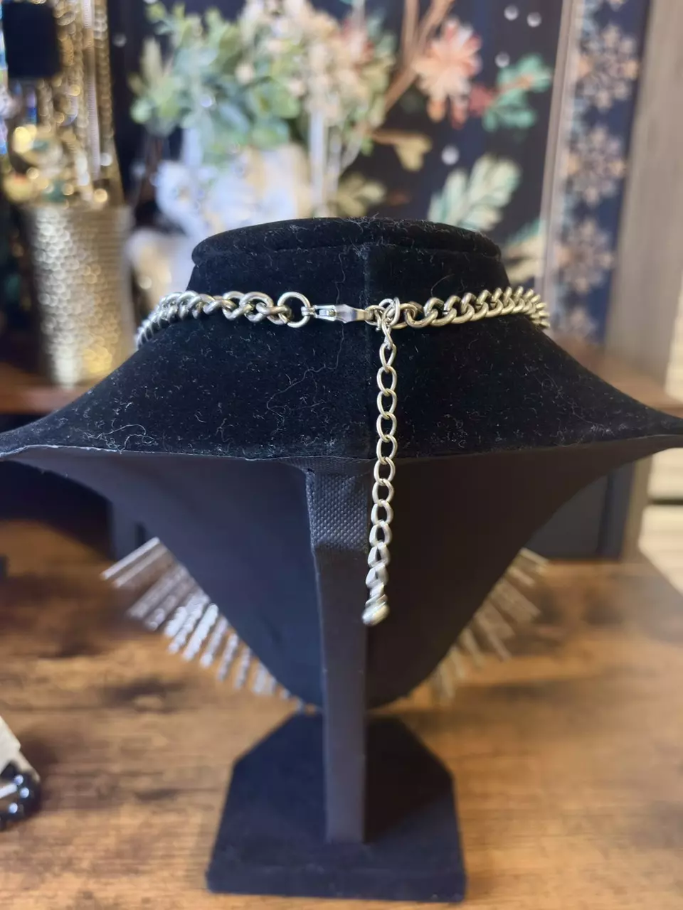 plant/Ethnic Tribal Silver Tone Metal Fan Necklace-2