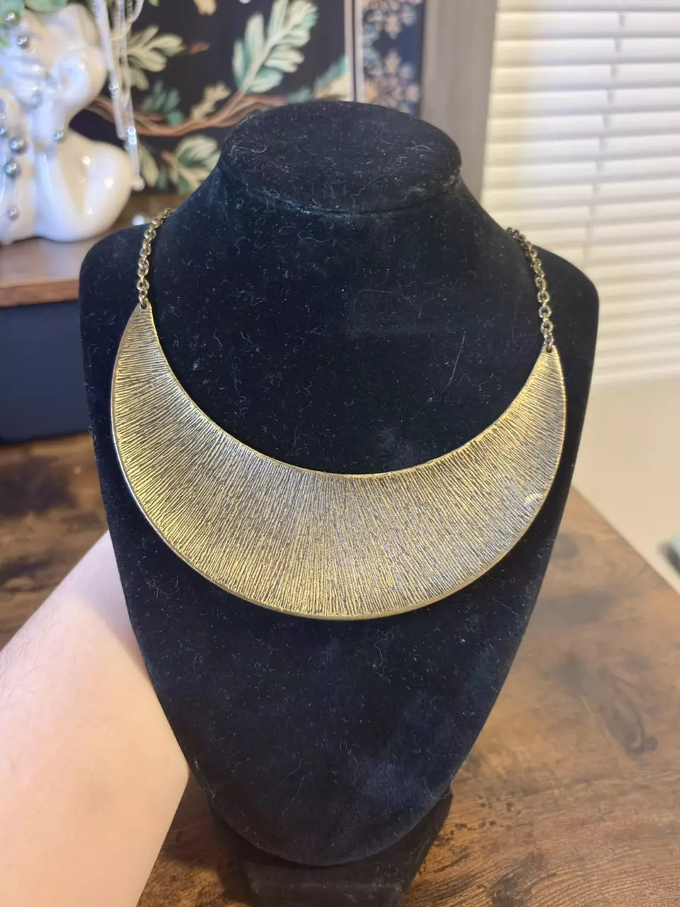 plant/Aztec Design Choker Bib Necklace-1