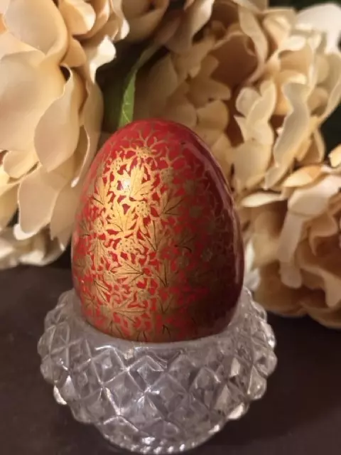 plant/Red and Gold Egg-0