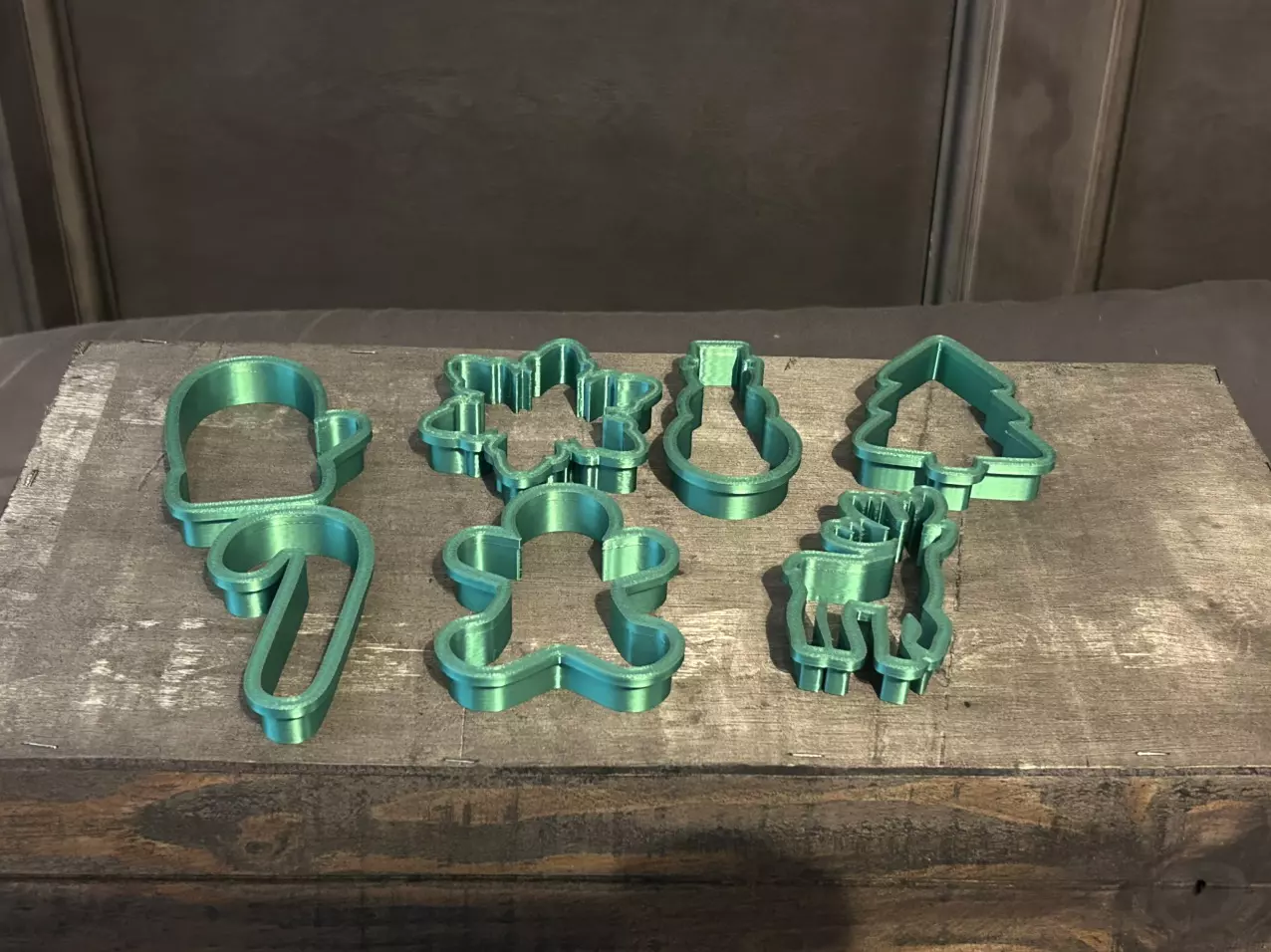 plant/3D Printed Green Christmas Cookie Cutters-1