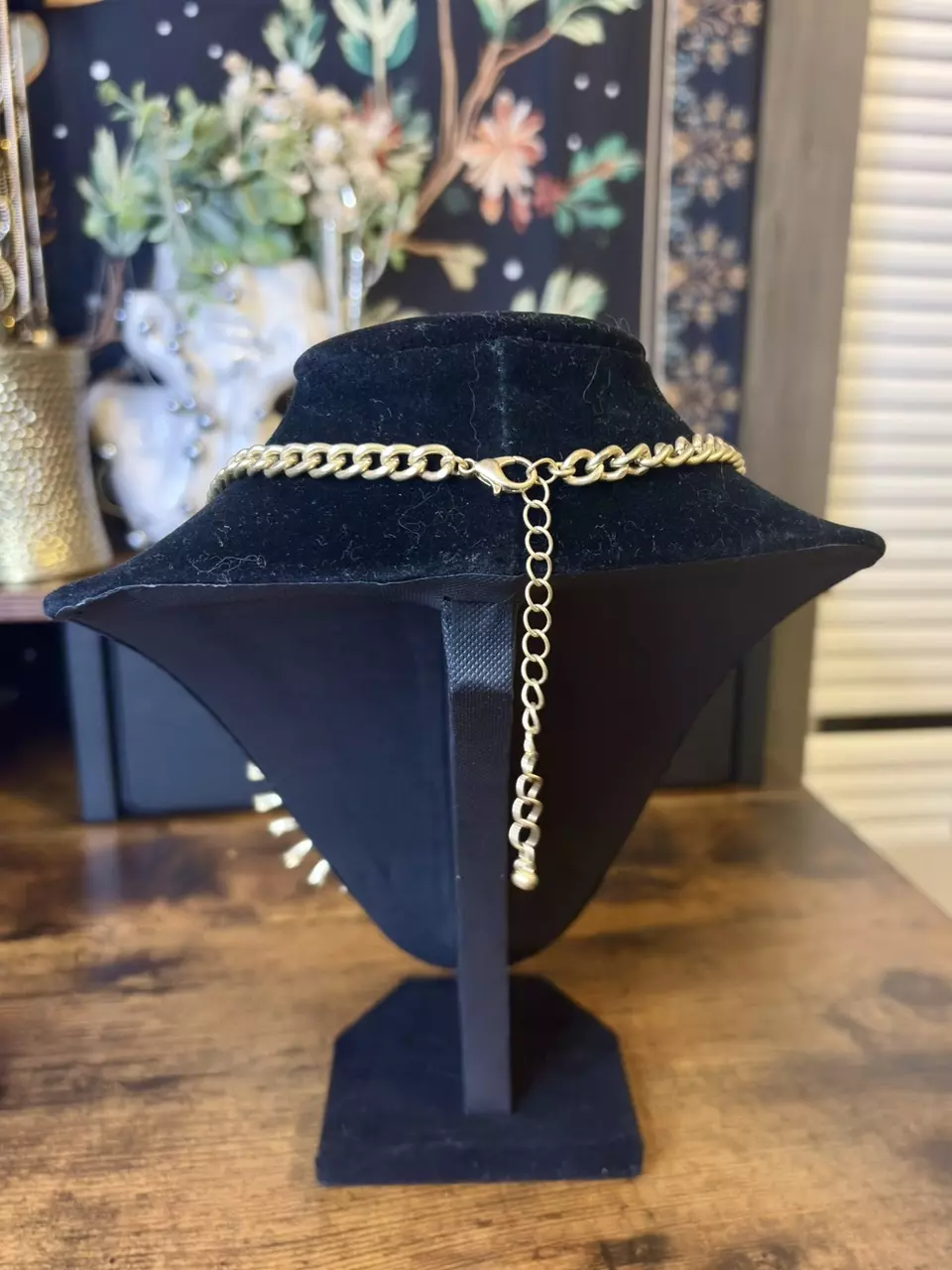 plant/Gold Tone Egyptian Style Necklace-3