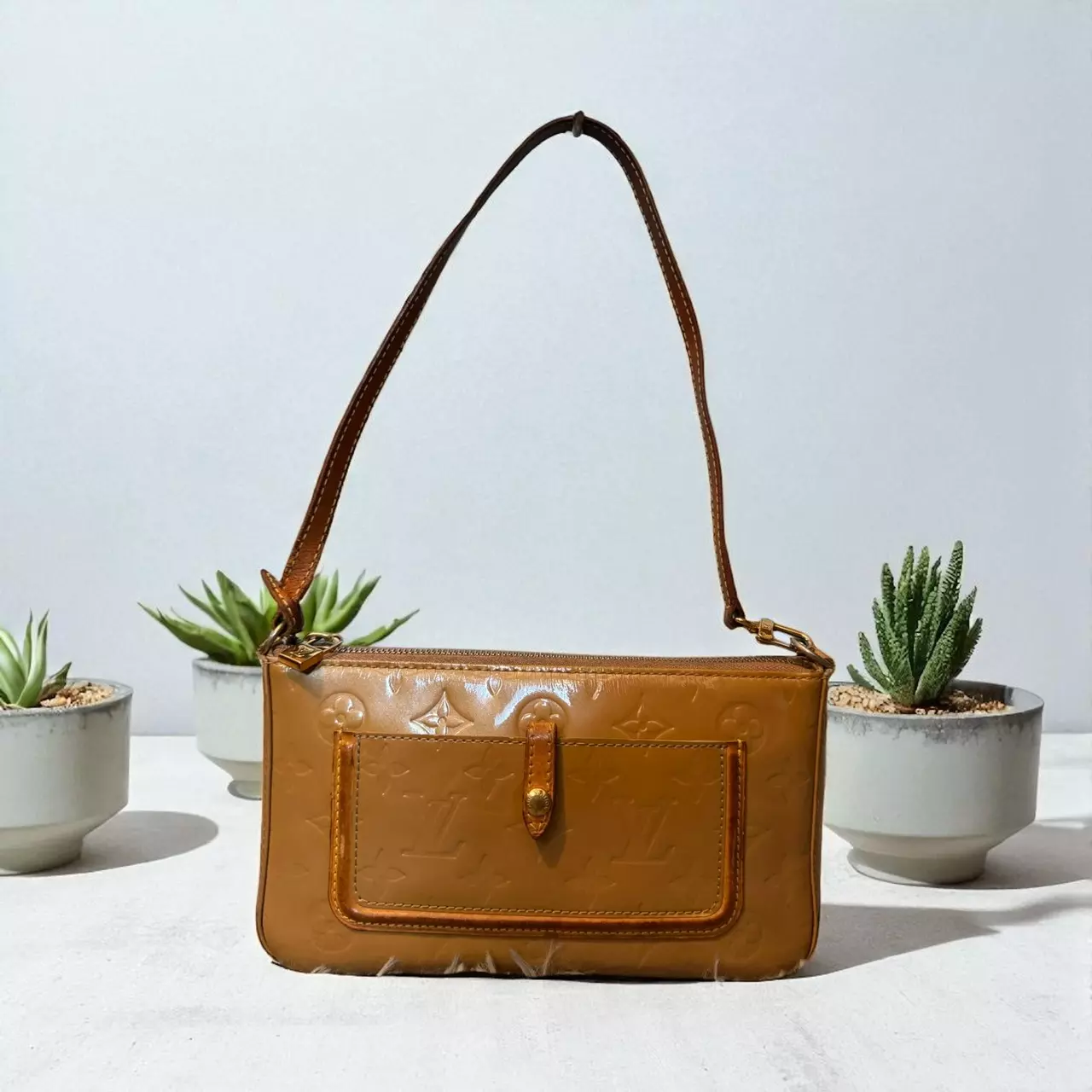 heat_pack/Louis Vuitton Vernis-0