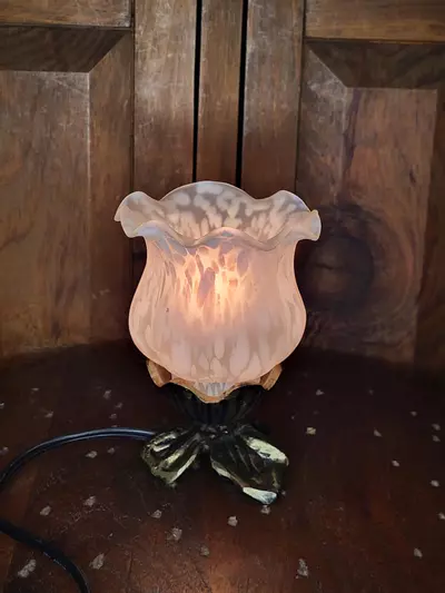 plant/Glass Tulip Lamp-7-thumbnail