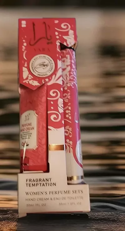 plant/Lattafa Yara Candy Hand Cream 30 ML and Travel Size 35 ML -0-thumbnail