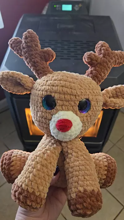 plant/Rodney the sitting reindeer🦌🎄-1-thumbnail