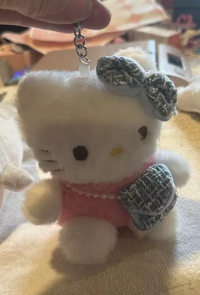 plant/Hello Kitty Hey Chain or Bag Charm-1-thumbnail