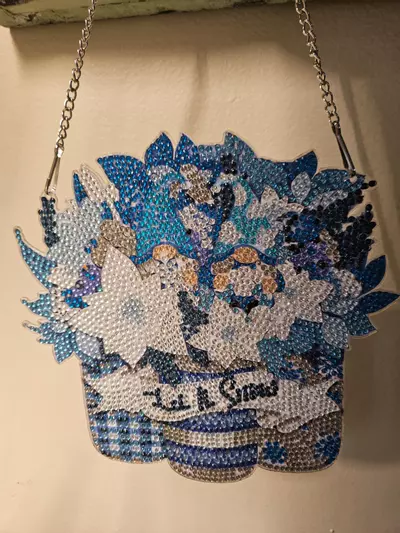 plant/Gnome let it snow hanger-2-thumbnail