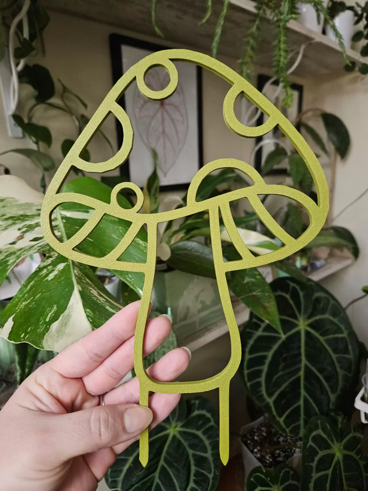 plant/8" mushroom trellis olive green-0
