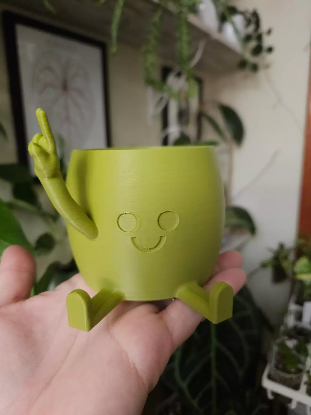 plant/2.5" peace sign cache pot olive green-1