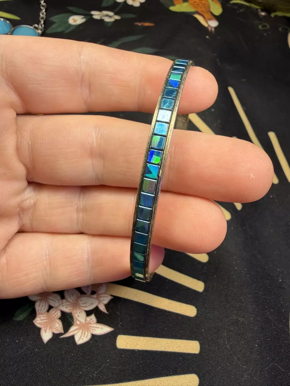 plant/Blue and silver tone bangle bracelet-1