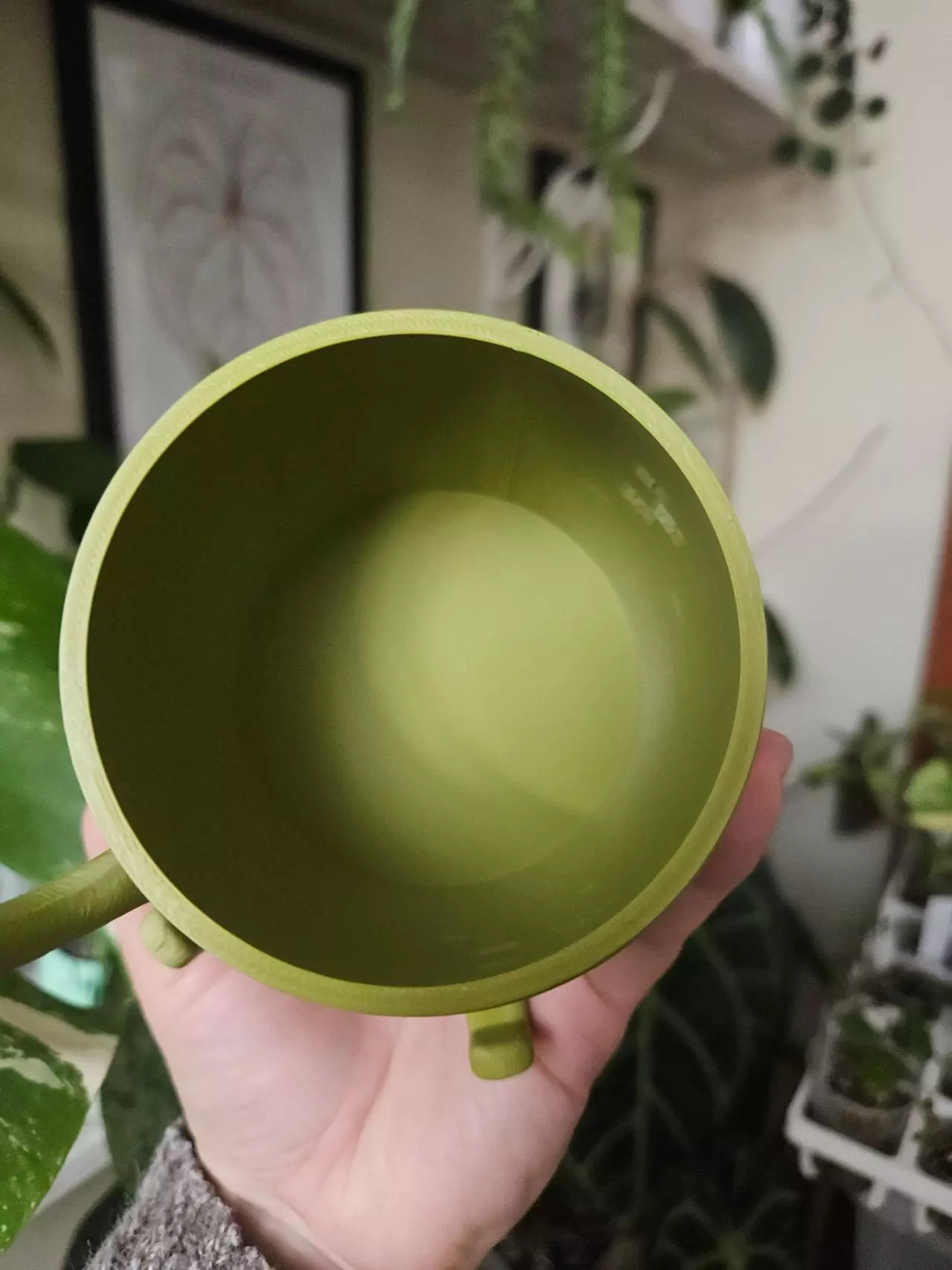 plant/2.5" peace sign cache pot olive green-2