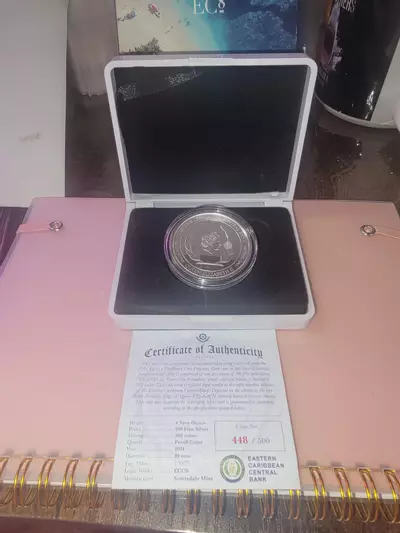 plant/2021 Saint Vincent & the Grenadines 1 OZ Silver Humpback Whale coin-1-thumbnail