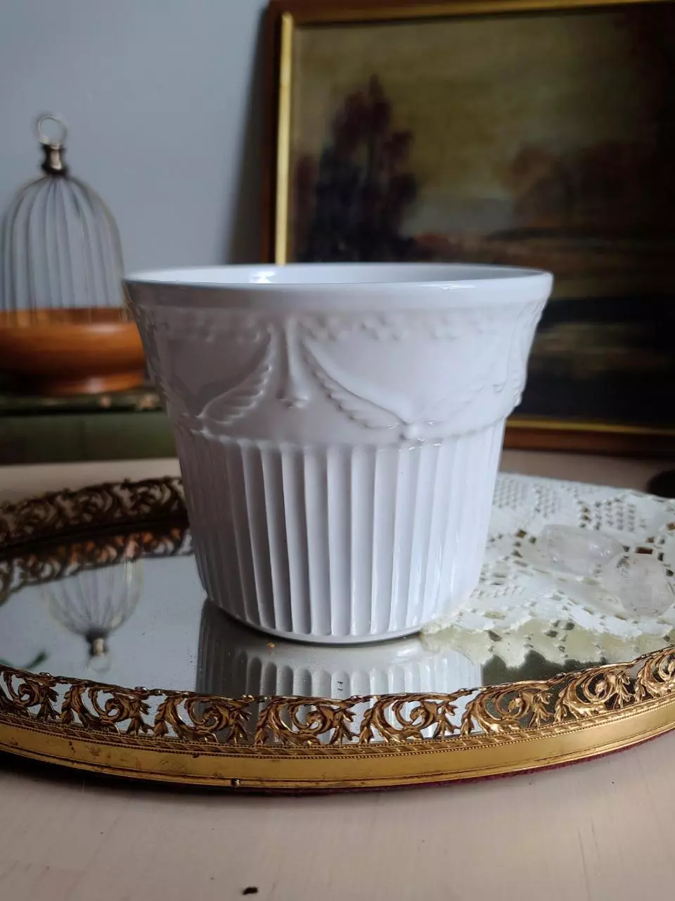 plant/Vintage White Ceramic Planter-1