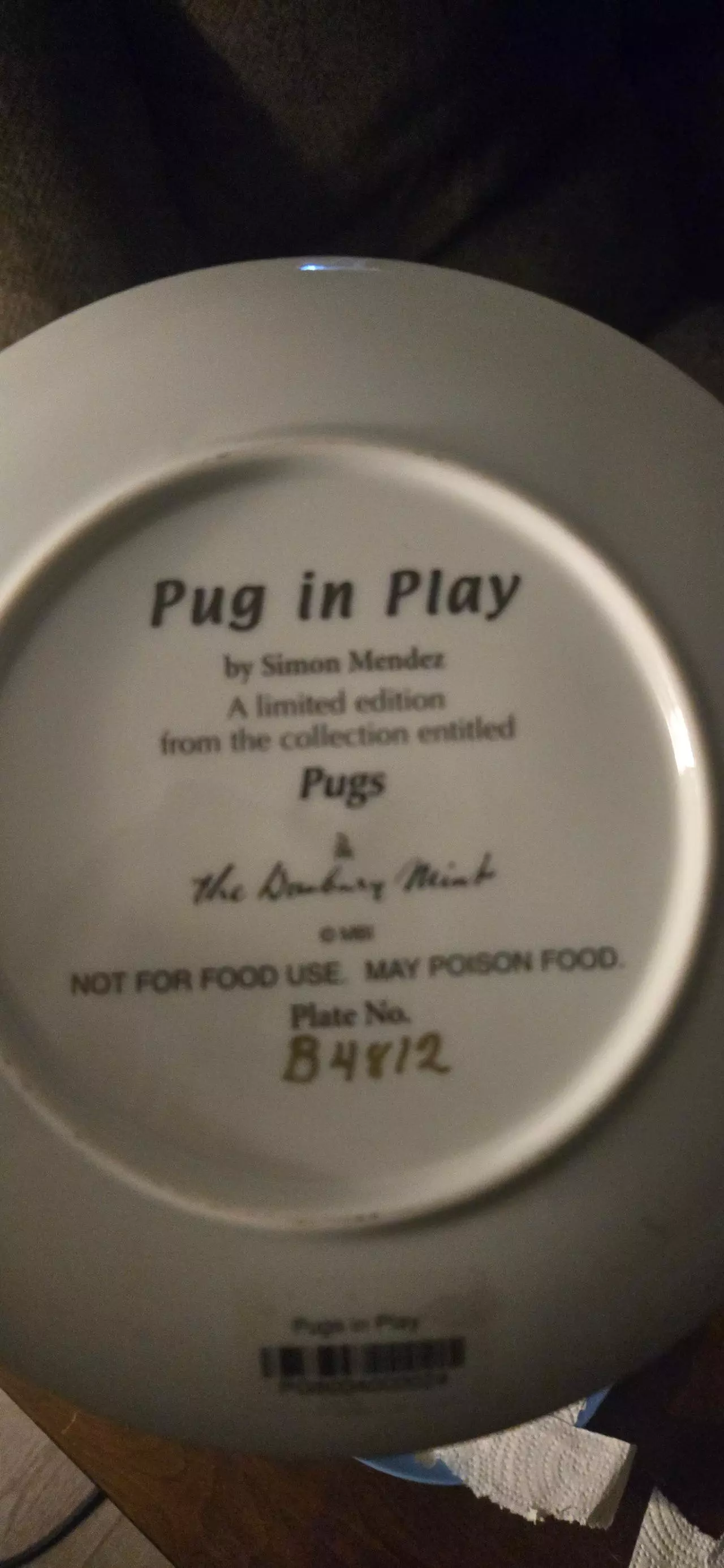 plant/Pug in Play Collection plate-1