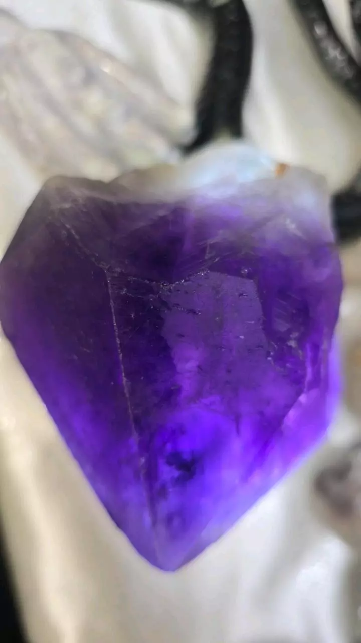 plant/Natural Raw Amethyst Point-0