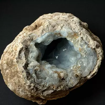 plant/Hyalite Opal Geode UV Reactive-1-thumbnail