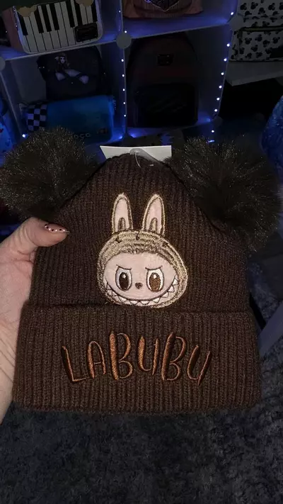 plant/Labubu Beanie NWT-0-thumbnail