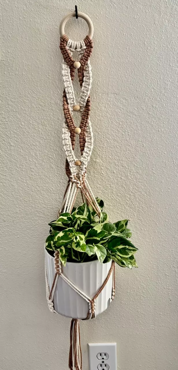 plant/1 pc Handmade macrame plant hanger-1