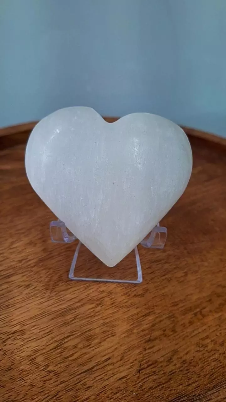 plant/C61 - Selenite Satin Spar Heart Crystal-0