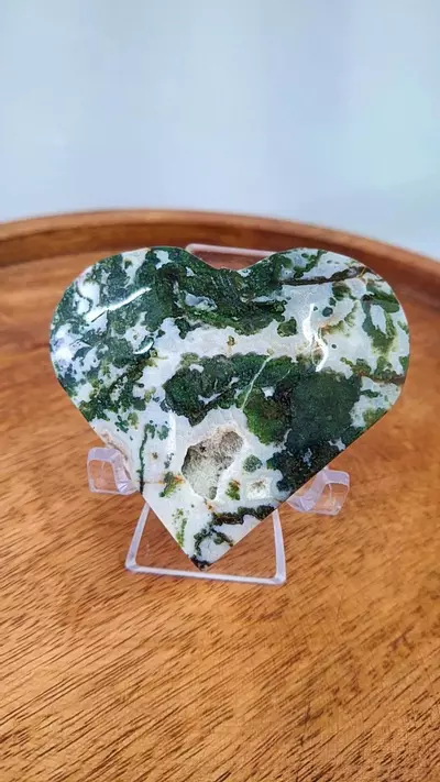 plant/C66 - Moss Agate Heart Crystal-0-thumbnail