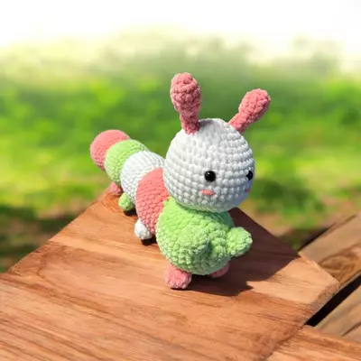 plant/Huge caterpillar with 6 body sections. Handmade.-0-thumbnail