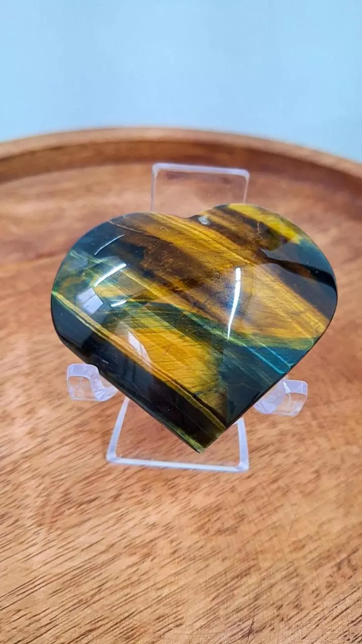 plant/C67 - Blue Tigers Eye Heart Crystal-0