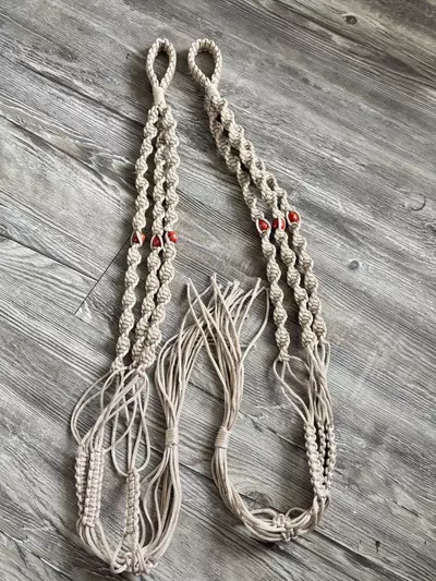 plant/2 pcs Handmade macrame plant hanger-1-thumbnail
