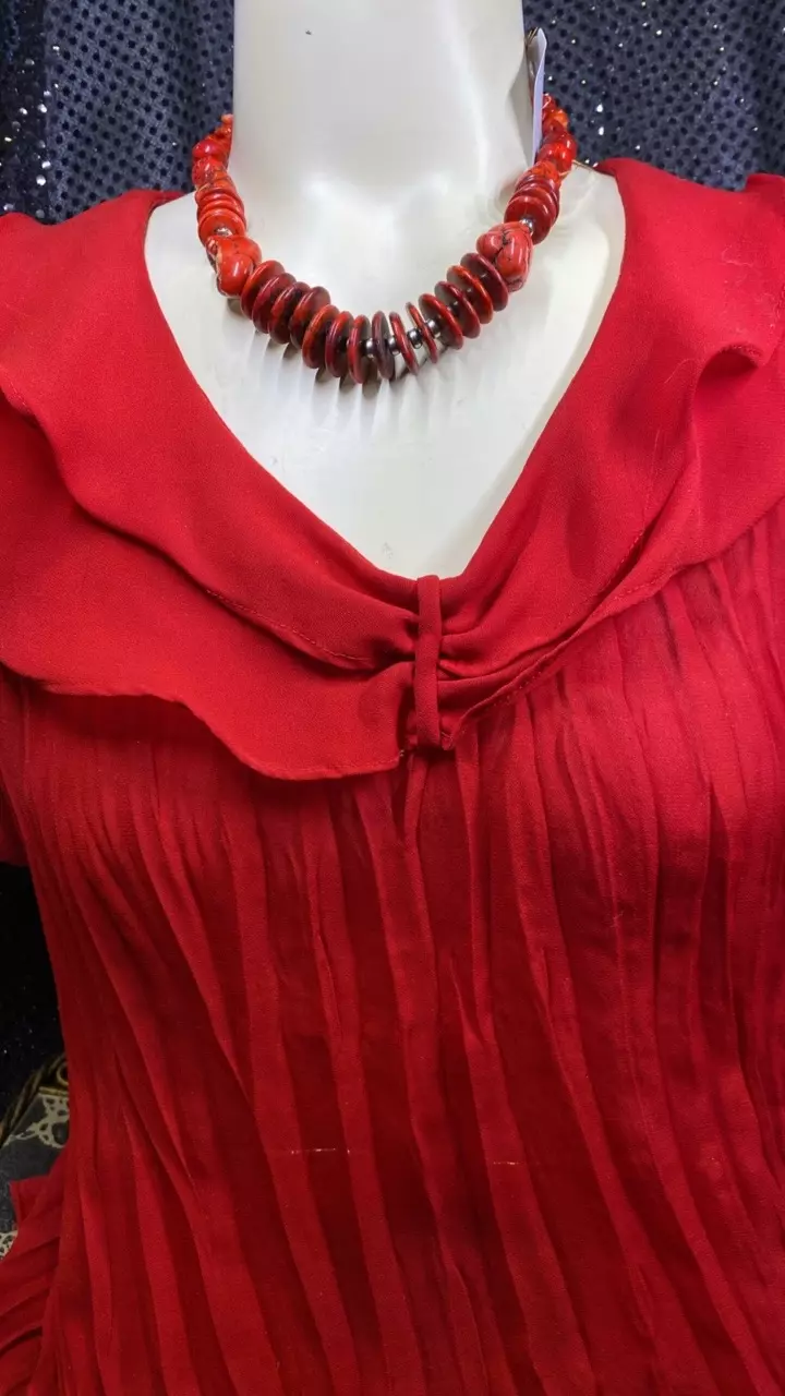 plant/VN 892 vintage necklace made with semi precious beads-2