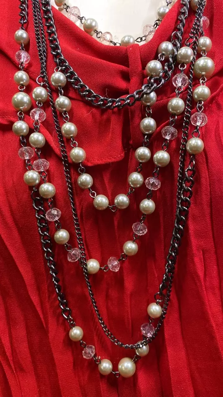 plant/VN 1766 vintage dark Silvertone necklace with faux pearls and Foux crystals-1