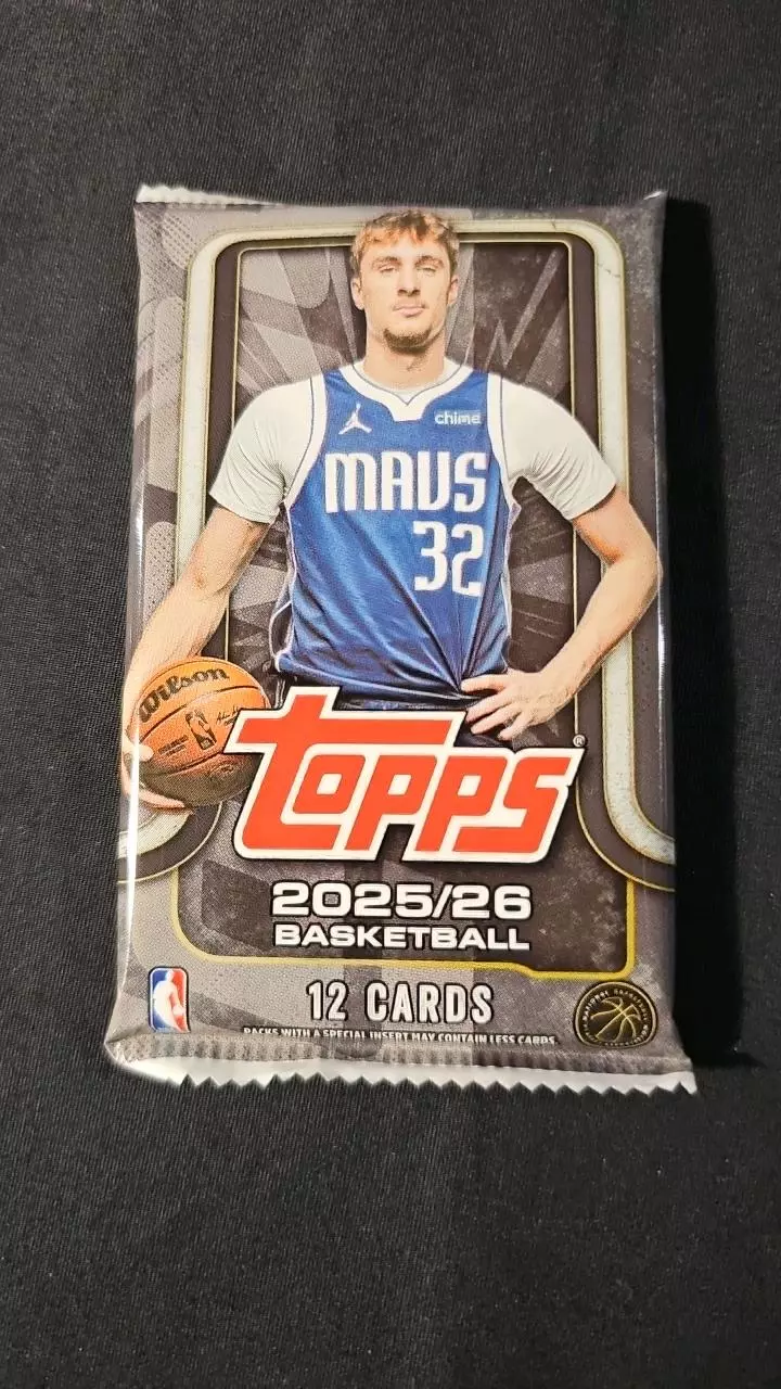 plant/2025 Topps with Black Cards-0