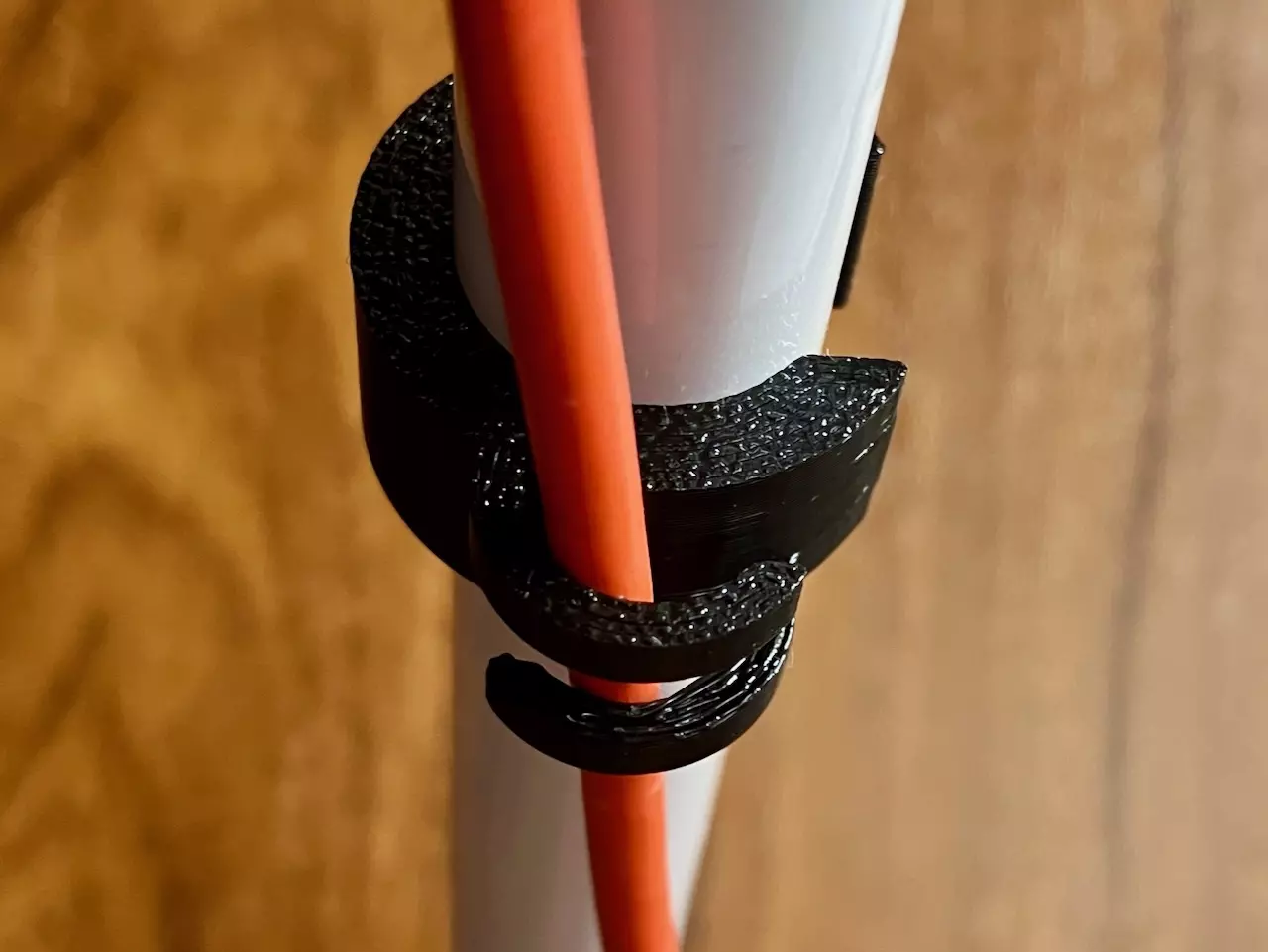 plant/Cable holder for 16mm pipes 10 pack-0