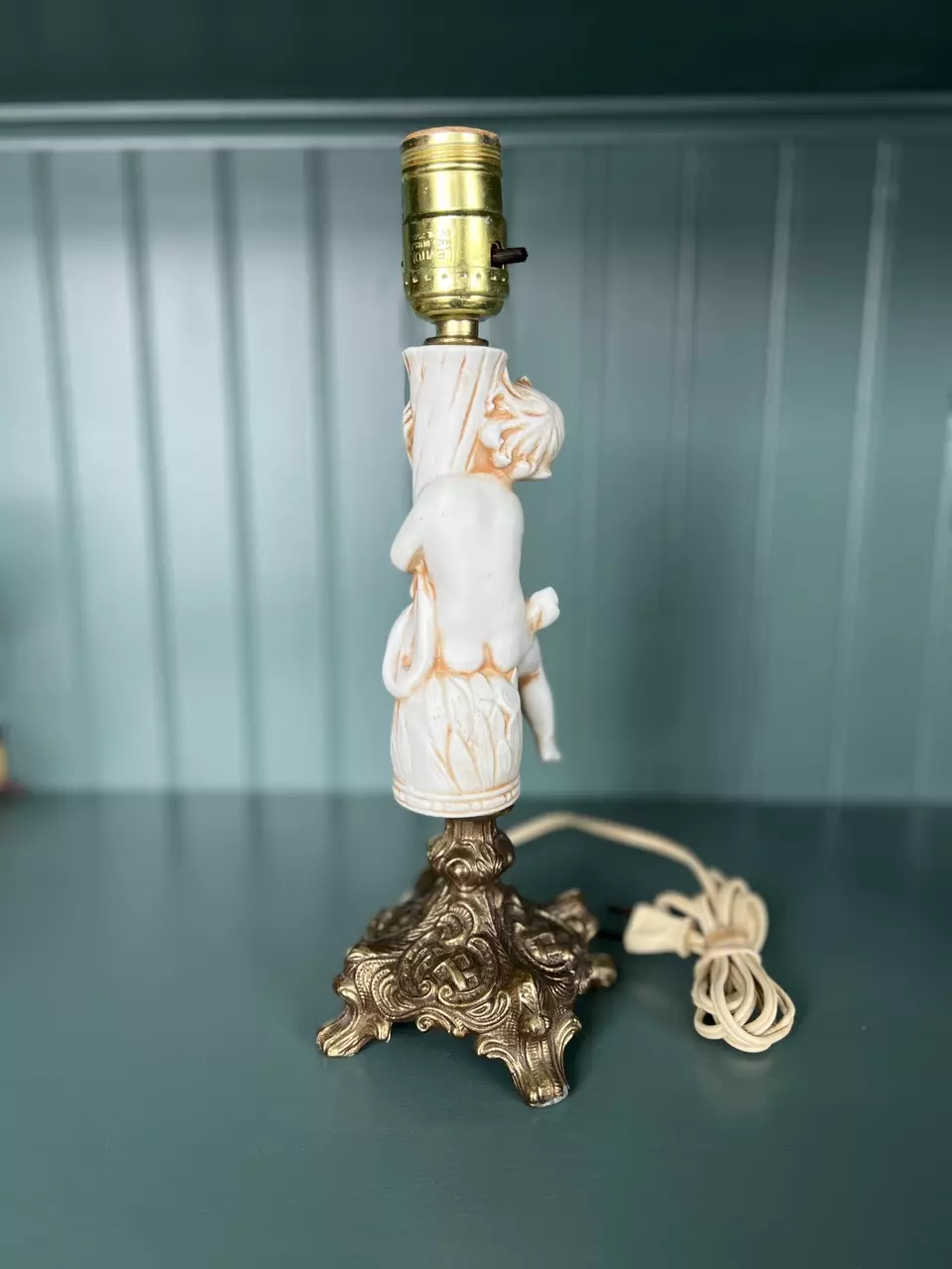 plant/Bisque Style Cherub Accent Lamp-1