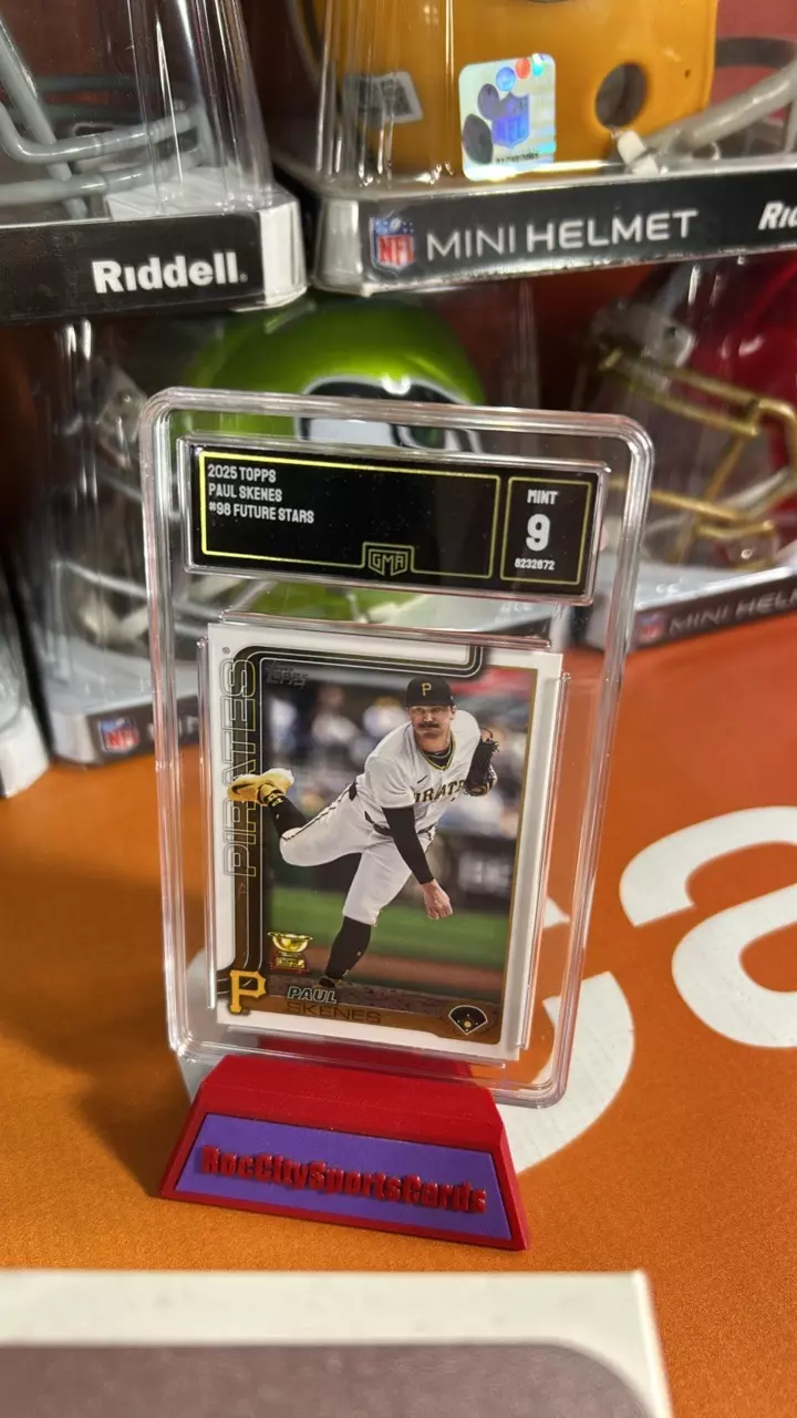 heat_pack/Past and present sports memorabilia-0