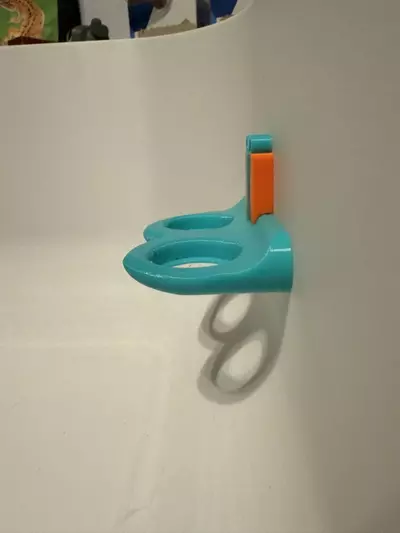 plant/Magnetic Present Bottle Cap Feeding Ledge-1-thumbnail