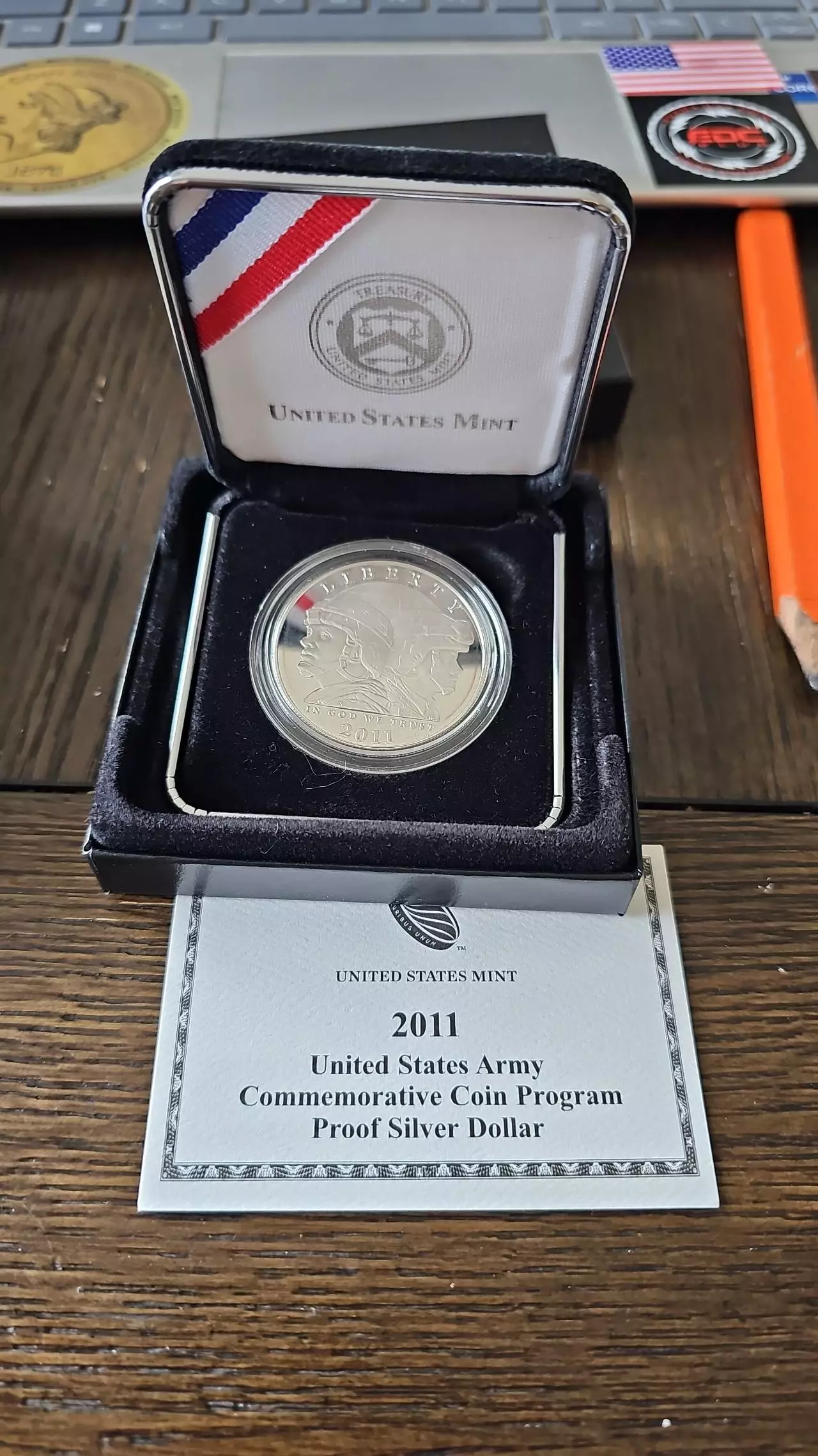 plant/2011 $1 Silver Proof Army Commemorative w/Coa-0
