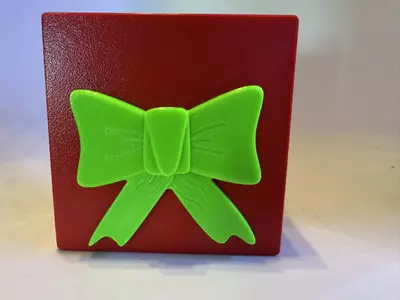 plant/Present Hide-3-thumbnail