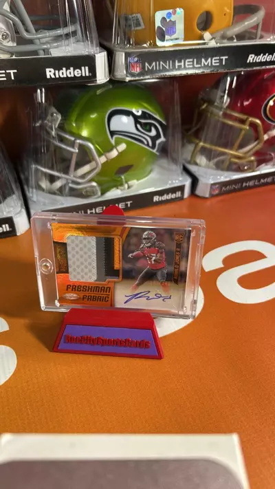 heat_pack/Past and present sports memorabilia-0-thumbnail