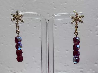 plant/Crimson Snowflake Earrings-0-thumbnail