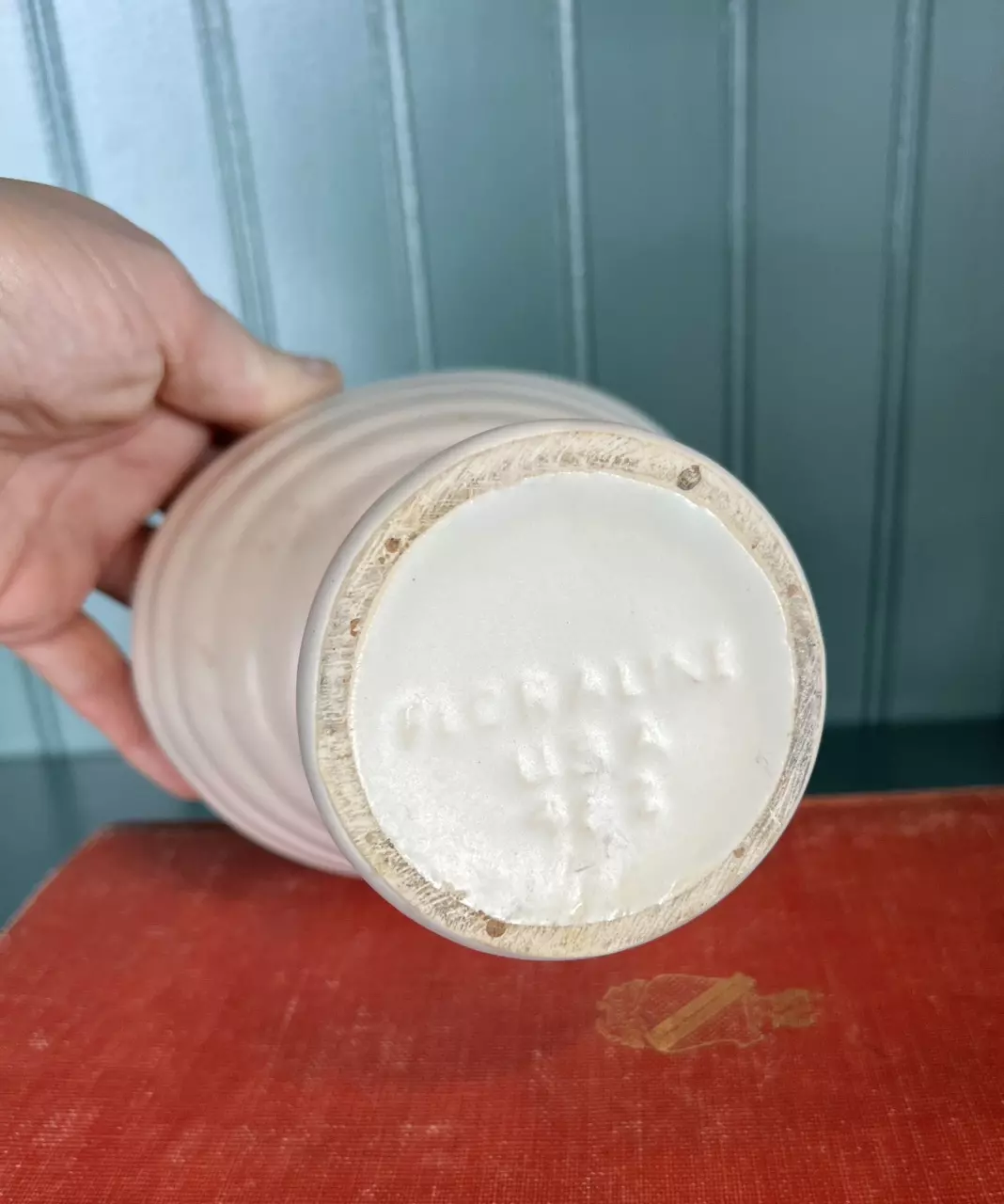 plant/McCoy Floraline Pedestal Planter-1