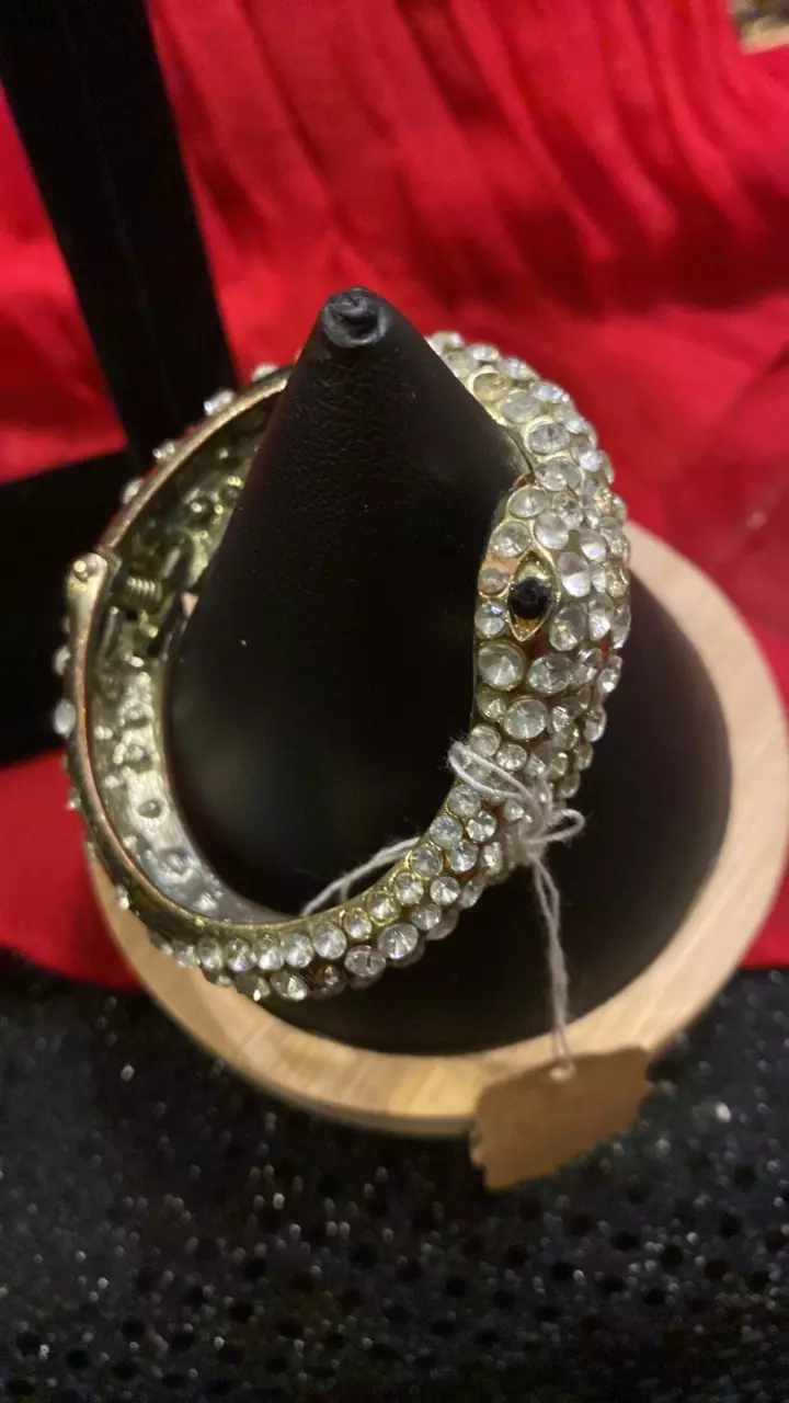 plant/VB 749 vintage snake hinged bracelet with faux rhinestones-2