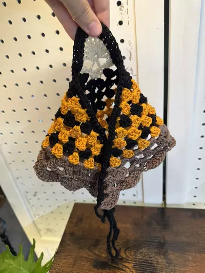 plant/Death’s-Head Hawkmoth Crochet Bandana-3-thumbnail