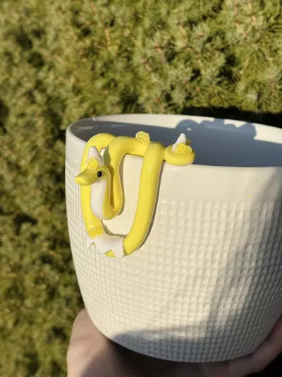 plant/Lemon Meringue Snake Pot Perch - Plant Pot Decor-3-thumbnail