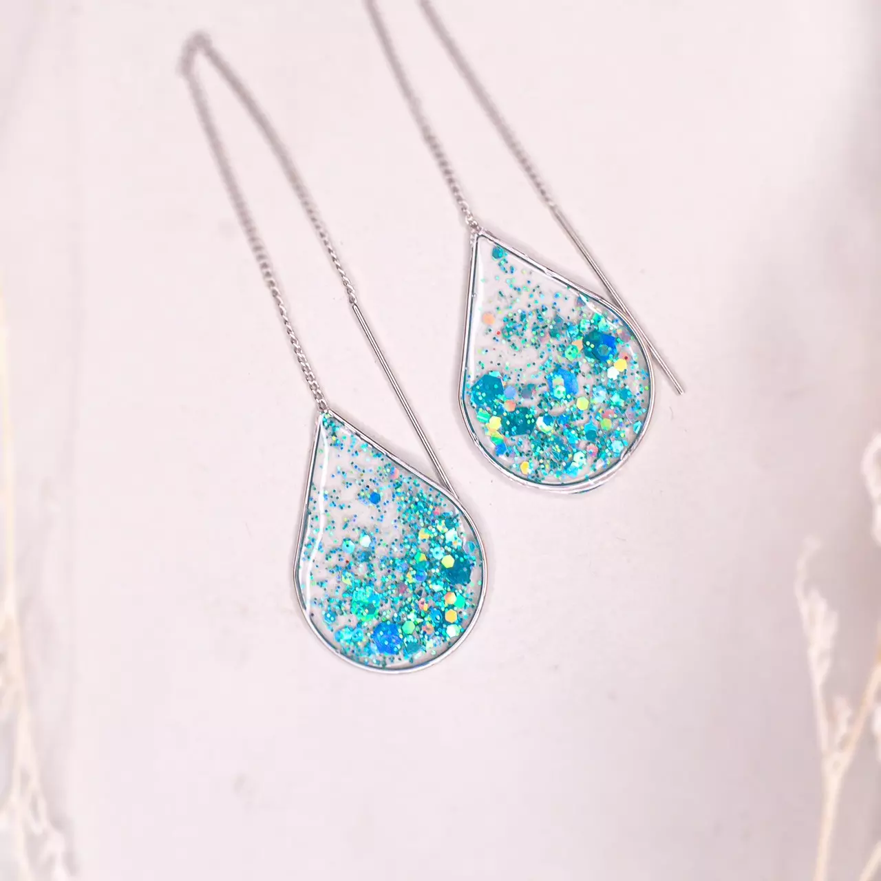 plant/Thiên Lam - Mermaid Glitter Silver Ear Threaders-1