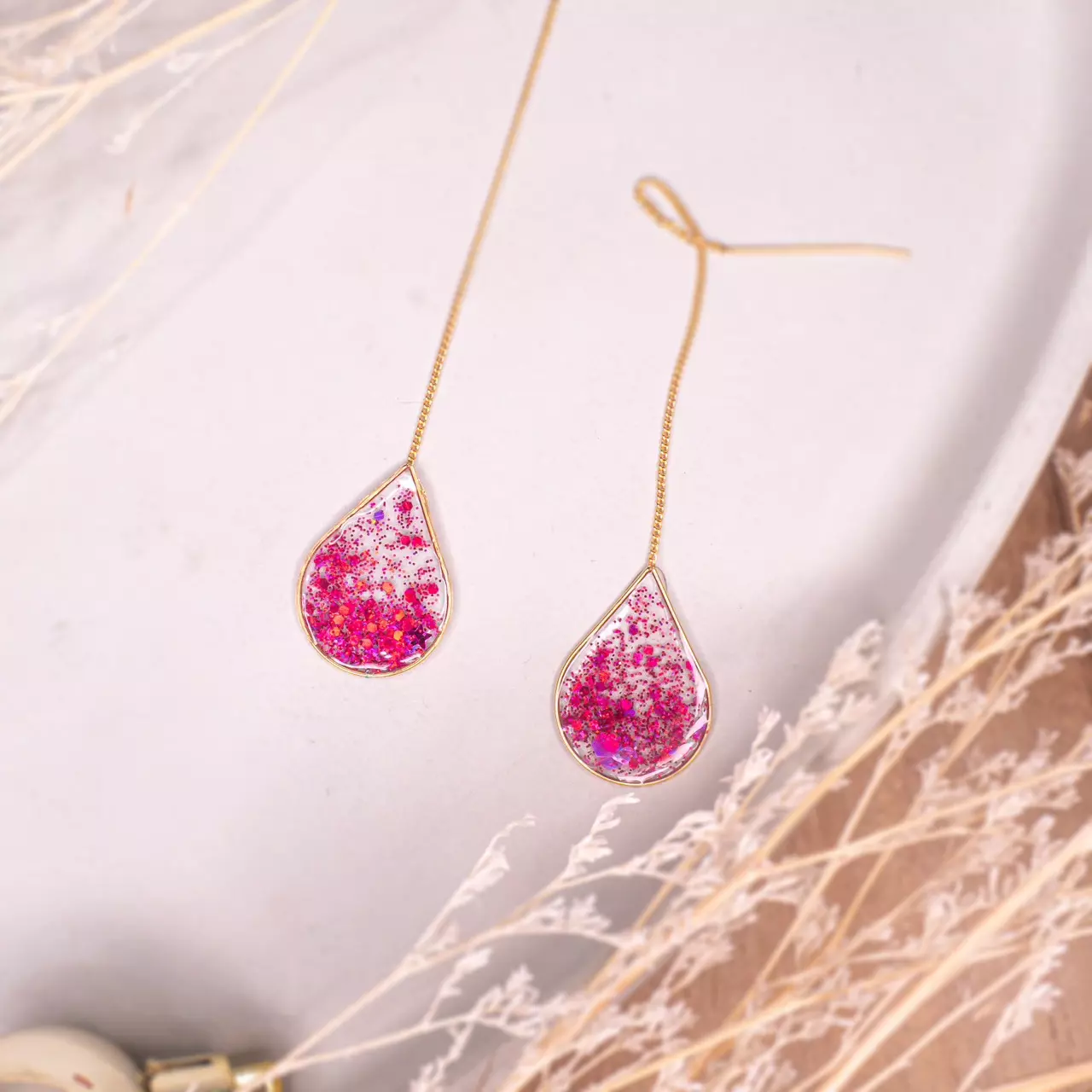 plant/Hồng Quang - Fuchsia Glitter Gold  Ear Threaders-1