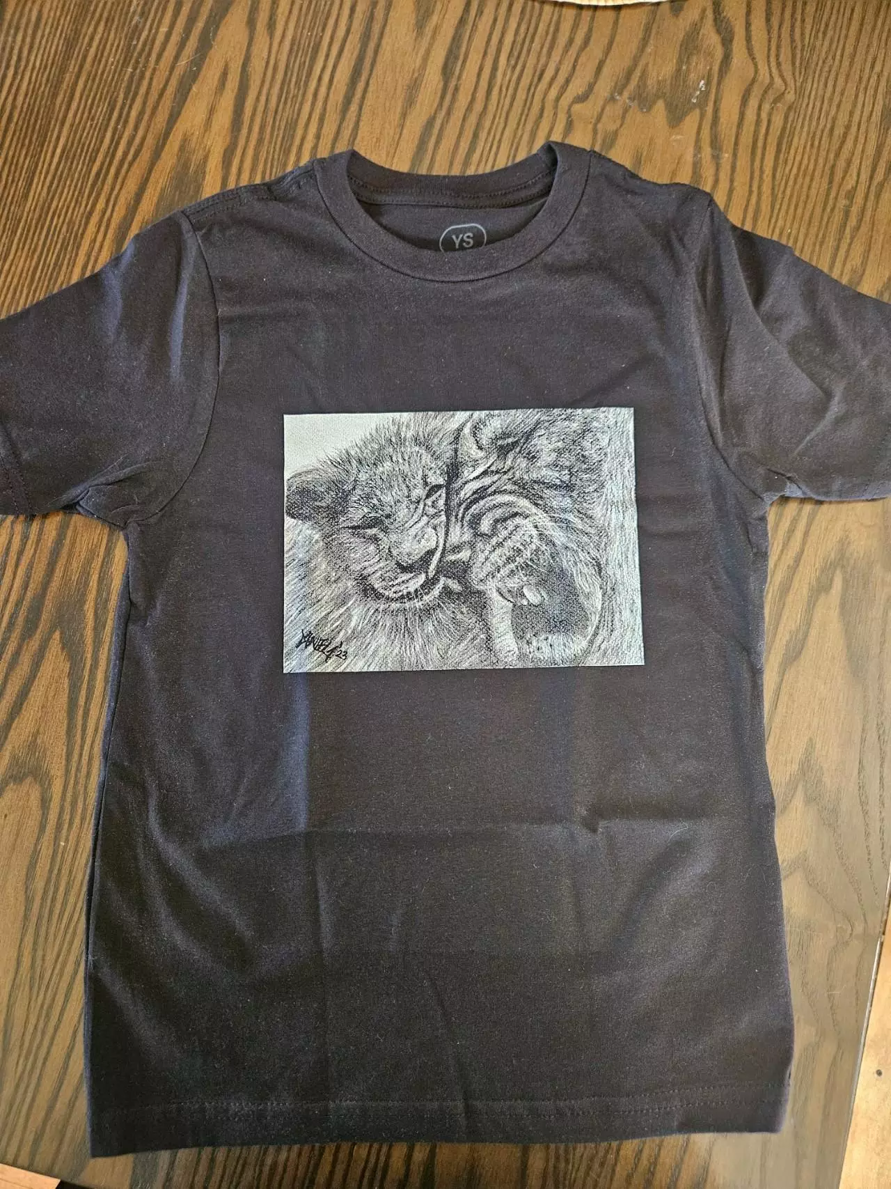 plant/Lion Duo in charcoal printed tshirt-0