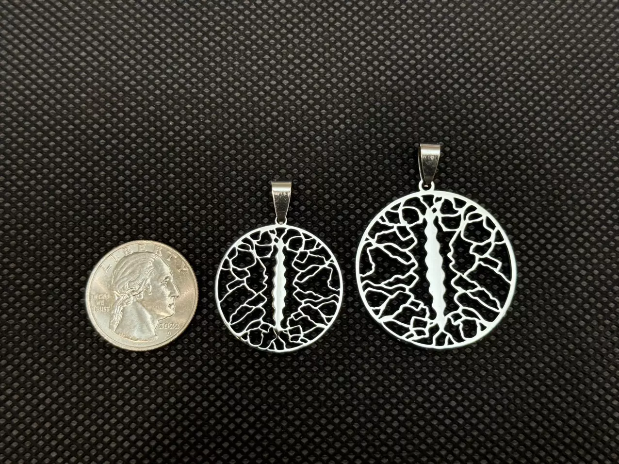 plant/Gecko Eye Pendant - SMALL-0